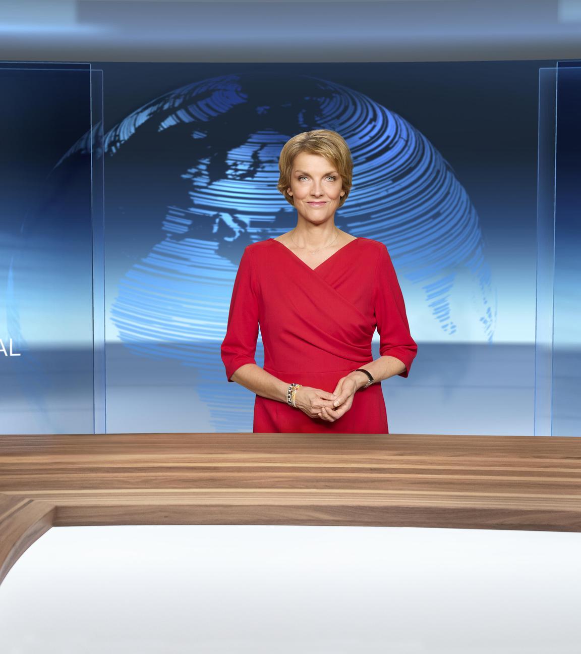Marietta Slomka moderiert das heute journal im August 2022.