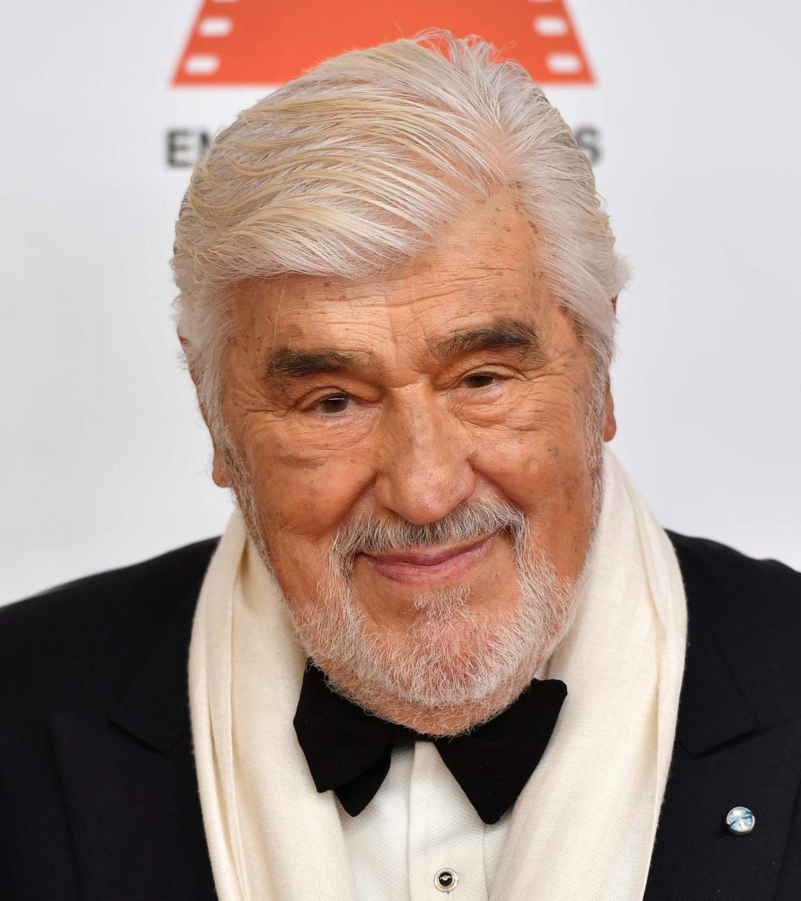 Schauspieler Mario Adorf ist zu sehen.