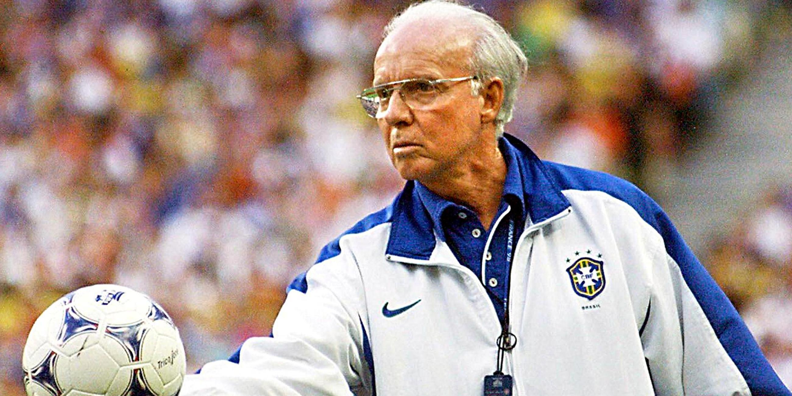 Der brasilianische Fußballnationaltrainer Mário Zagallo während des WM-Finales gegen Frankreich.