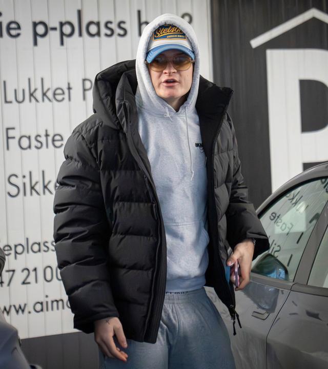 Norwegen, Oslo: Der Norweger Marius Borg Hoiby auf dem Weg zu einem Treffen mit seinem Anwalt, Archivbild