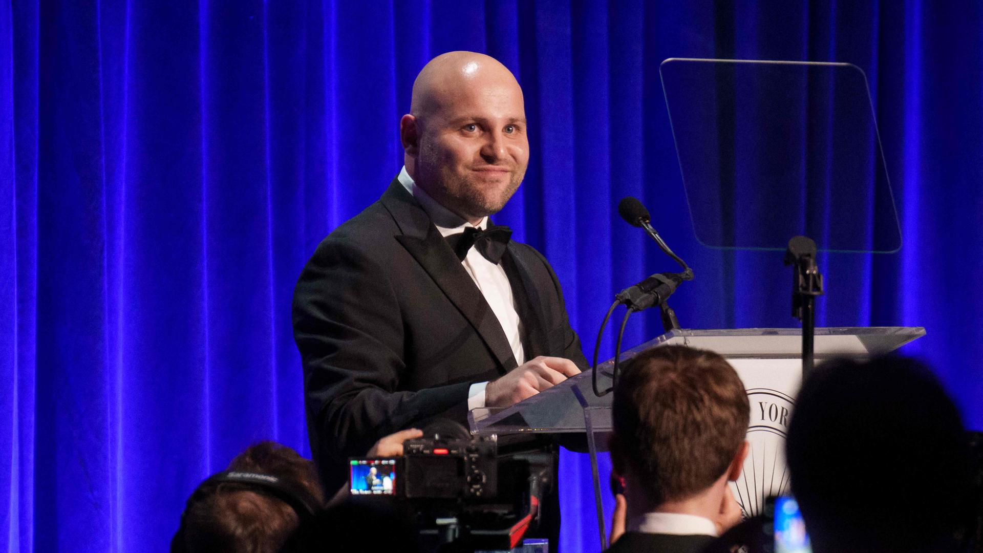 Markus Frohnmaier (AfD) spricht auf der 113. Jahresgala des New Yorker Jungen Republikanischen Clubs