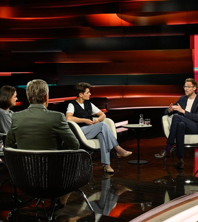 Markus Lanz vom 1. Juli 2026: Julia Löhr, Markus Lanz, Anna Lehmann, Veit Medick