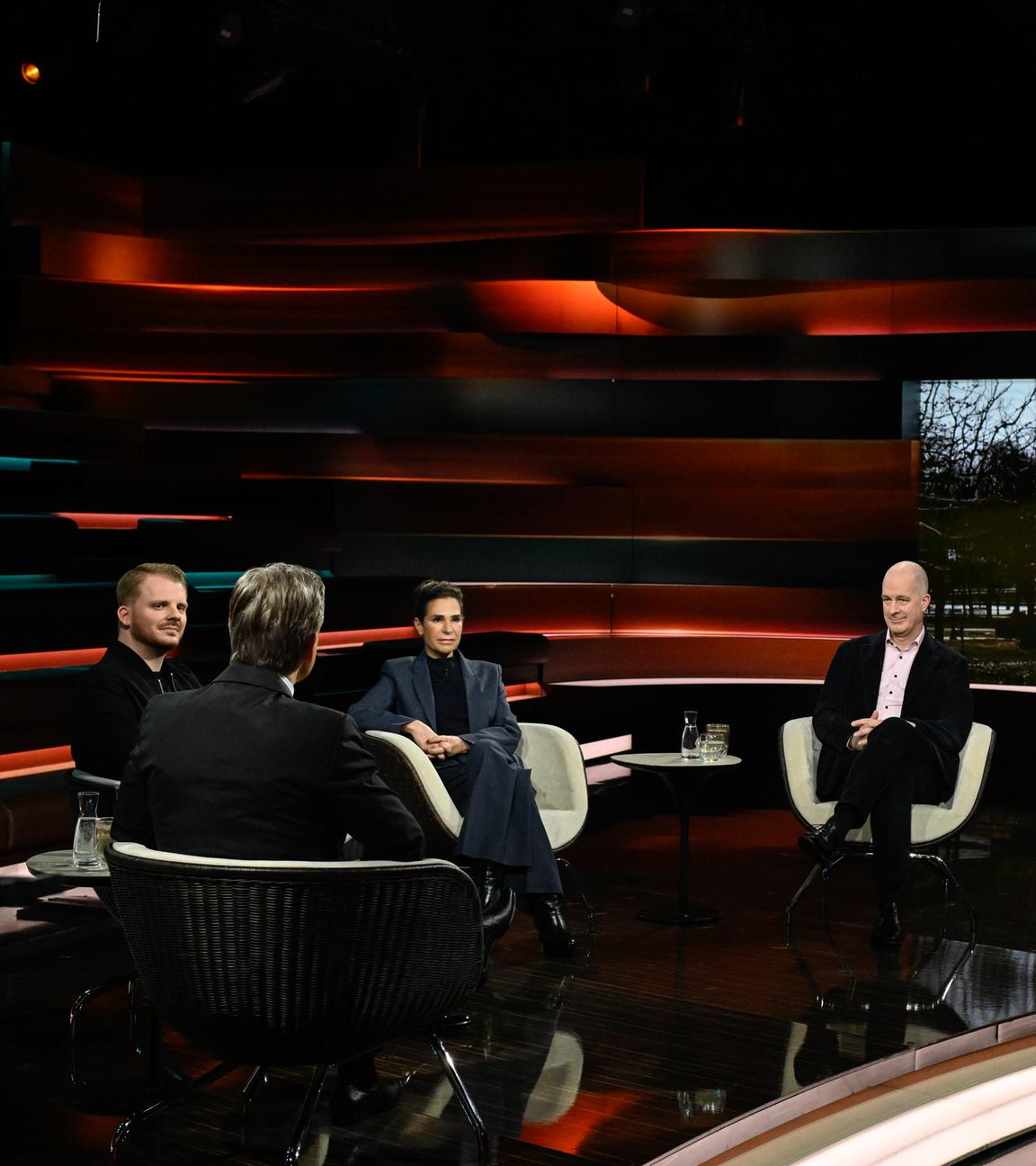 Markus Lanz vom 10. Februar 2026: Tim Klüssendorf, Markus Lanz, Dagmar Rosenfeld, Christian Mölling, Elmar Theveßen
