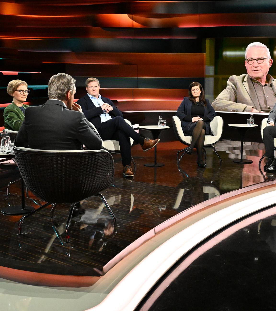 Markus Lanz vom 10. März 2026: Franziska Brantner, Markus Lanz, Michael Bröcker, Azadeh Zamirirad, Thomas Strobl, Nico Lange