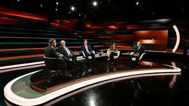 Markus Lanz vom 18. August 2026: Markus Lanz, Karl-Josef Laumann, Robin Alexander, Sabine Adler, Peter Neumann