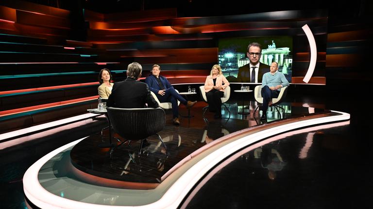 Markus Lanz vom 6. Mai 2025: Katarina Barley, Markus Lanz, Michael Bröcker, Kristina Dunz, Carsten Linnemann (zugeschaltet), Justus Bender