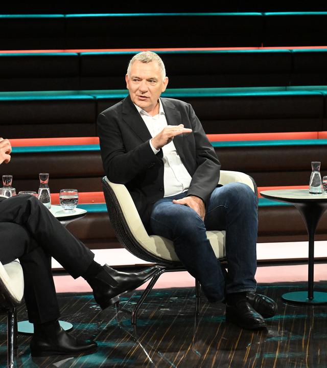Jan van Aken zu Gast bei "Markus Lanz".