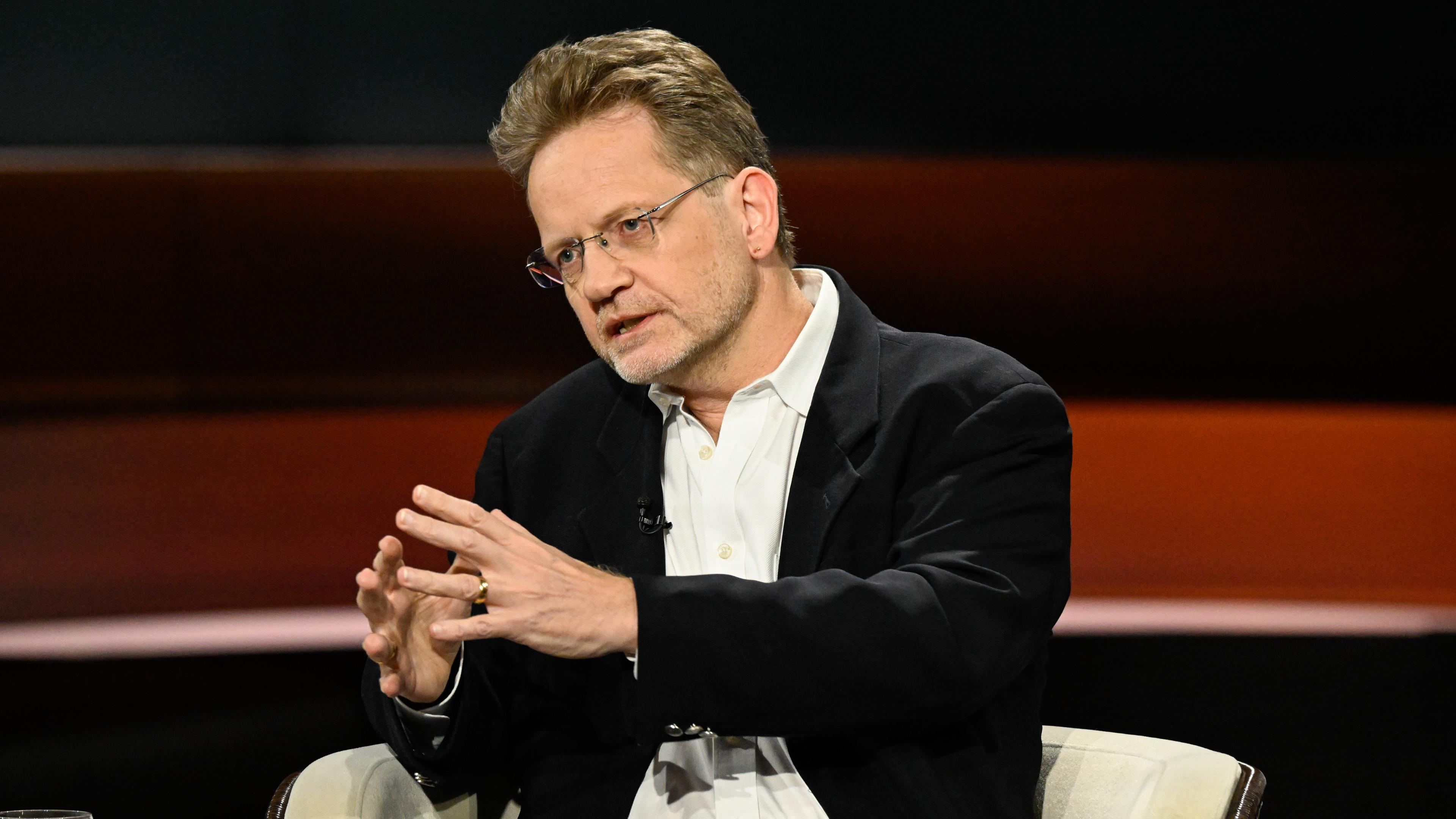 Jurist Kai Ambos zu Gast bei Markus Lanz.