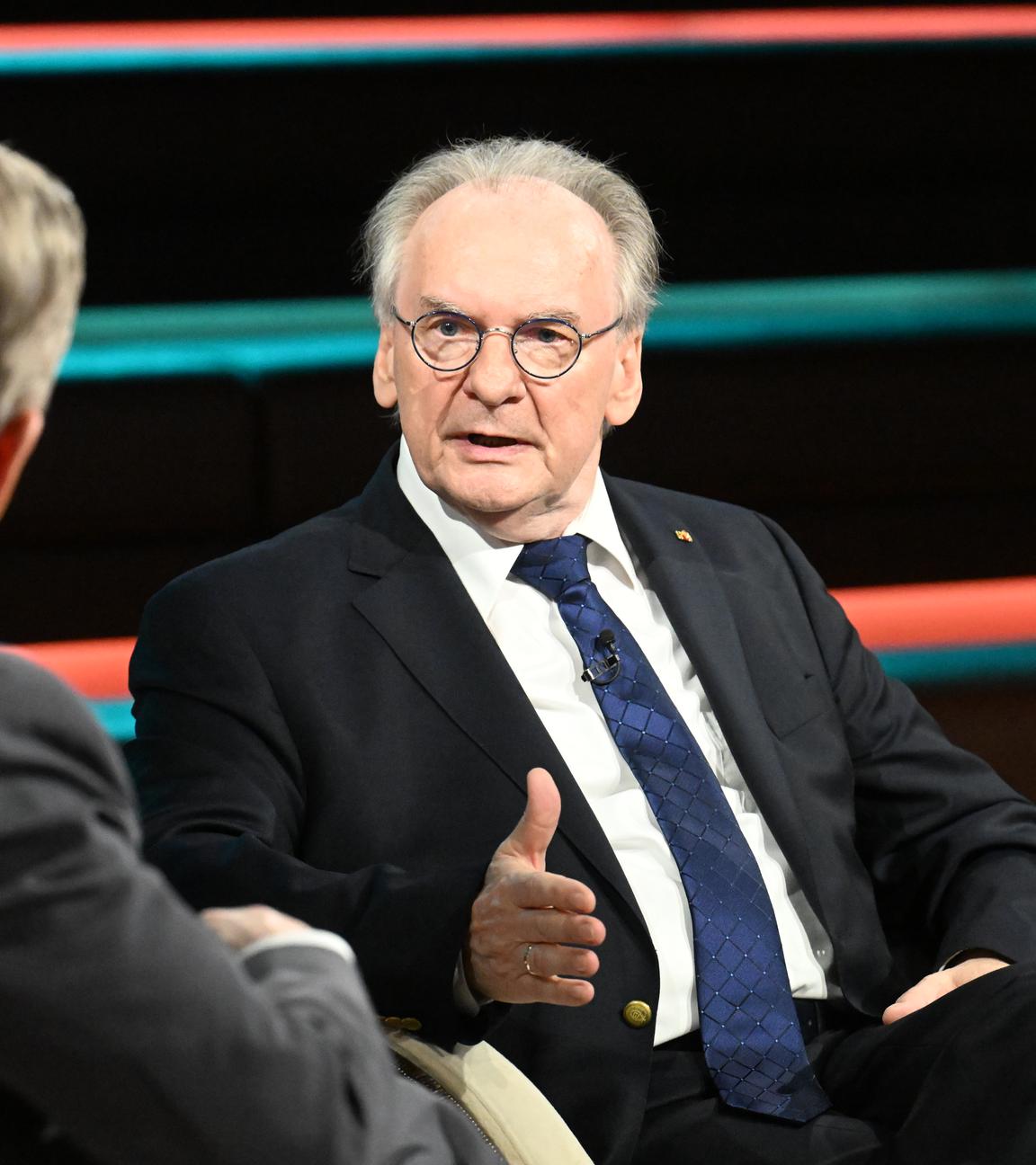 Reiner Haseloff, Sachsen-Anhalts ehemaliger Ministerpräsident, zu Gast in der Sendung "Markus Lanz"