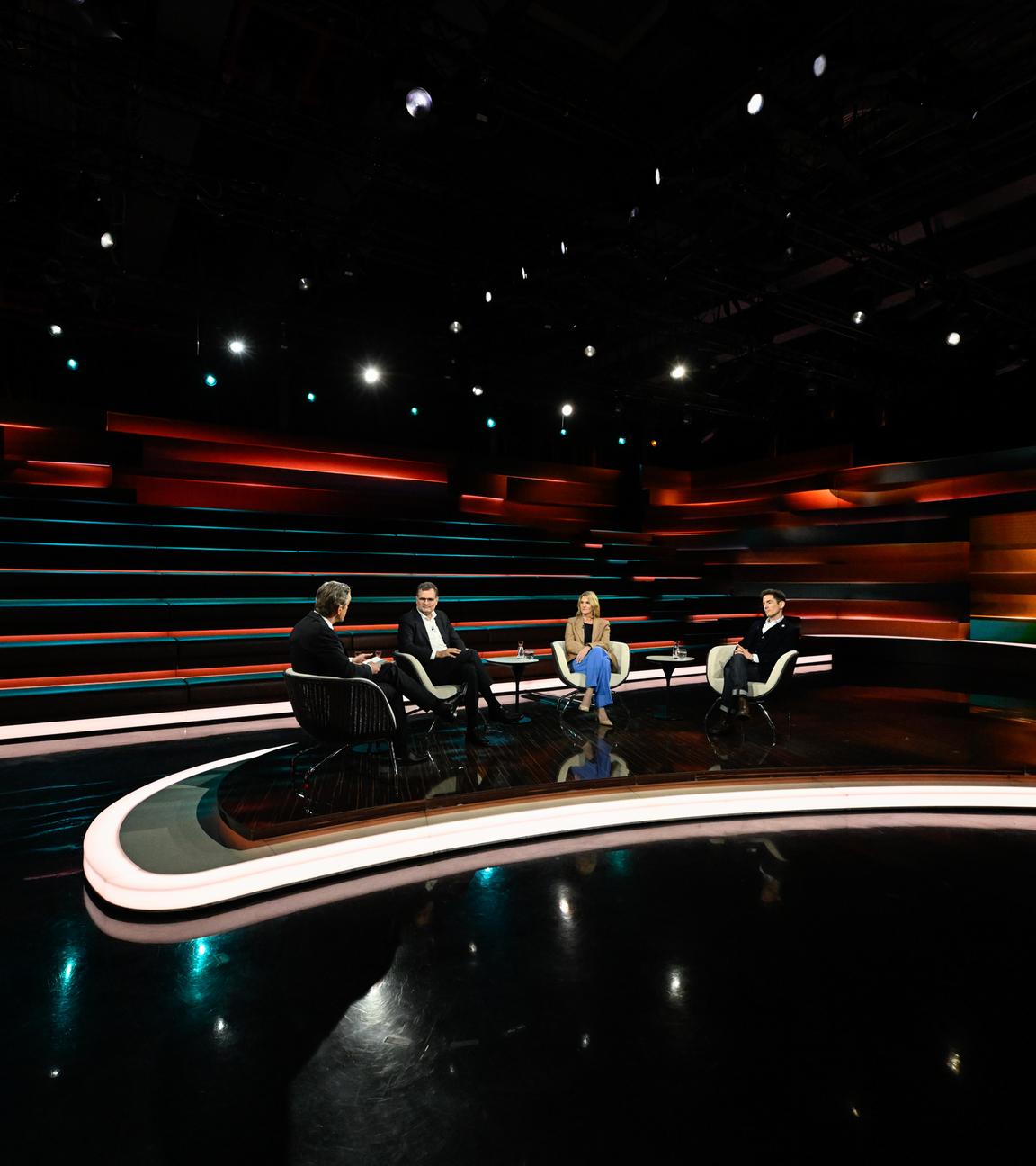 Wolfgang Schmidt, Kerstin Münstermann und Bojan Pancevski zu Gast bei "Markus Lanz".