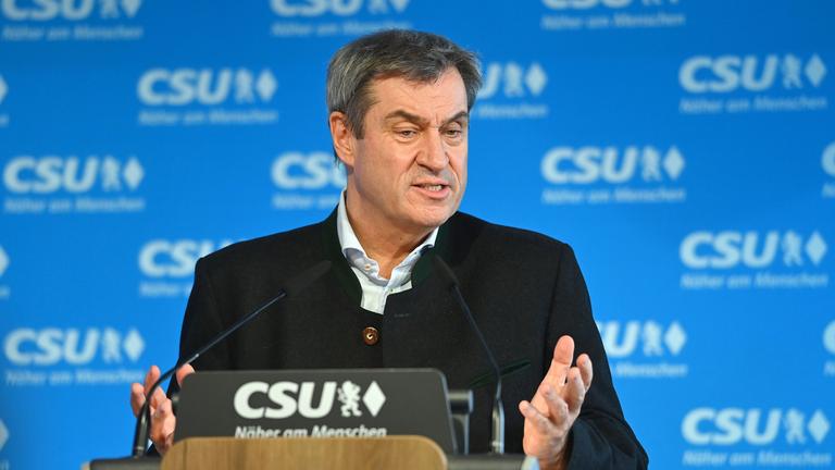 Pressekonferenz der CSU nach der Vorstandssitzung nach der Bundestagswahl.