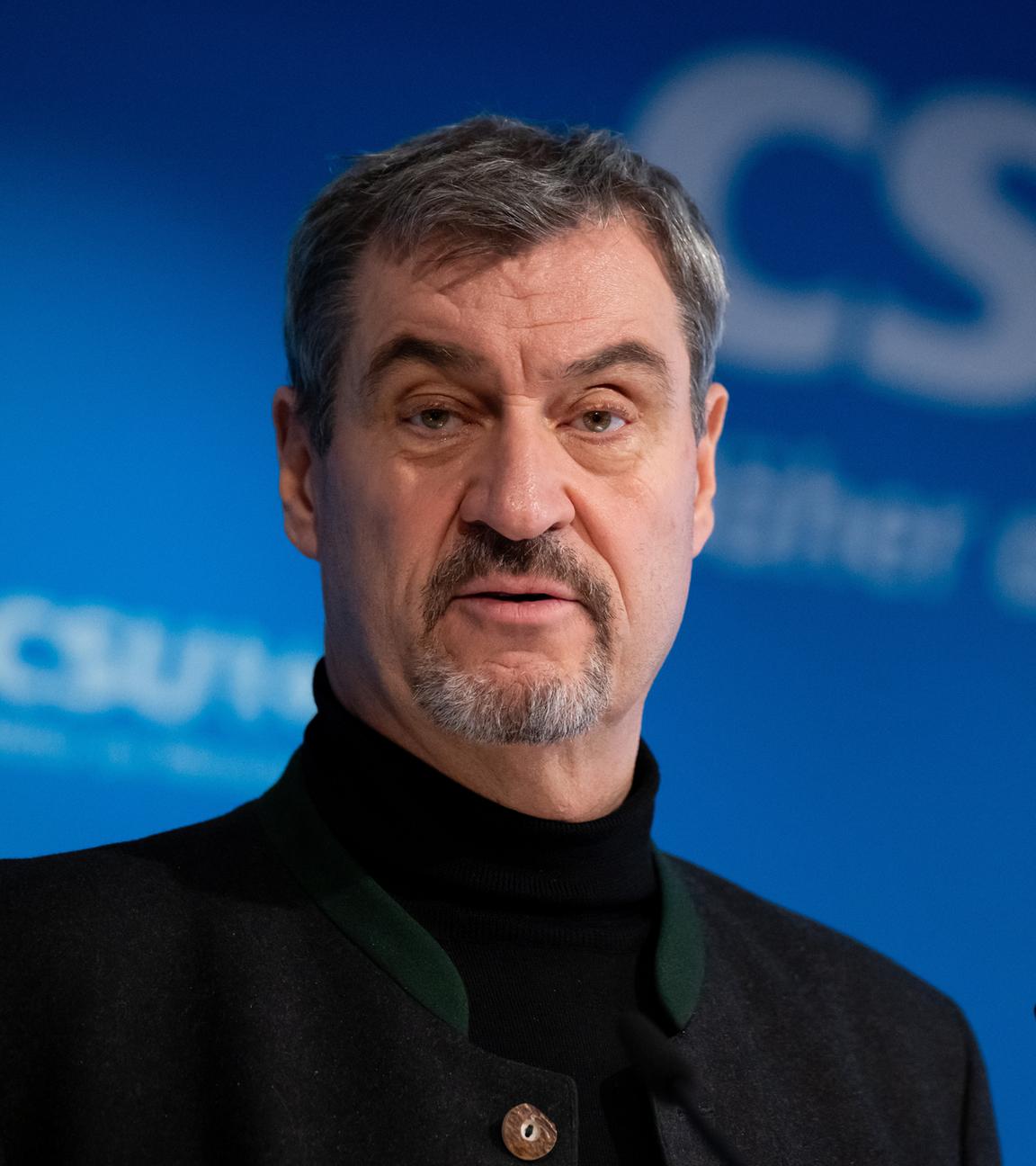 08.12.2025, Bayern, München: Markus Söder, Vorsitzender der CSU und Ministerpräsident von Bayern, nimmt nach der Sitzung des CSU-Vorstands an einer Pressekonferenz in der Landesleitung der Partei teil. 