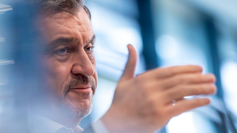  Markus Söder, CSU-Parteivorsitzender und bayerischer Ministerpräsident, nimmt nach der Sitzung des CSU-Vorstands an einer Pressekonferenz in der CSU-Landesleitung teil. (Archiv)