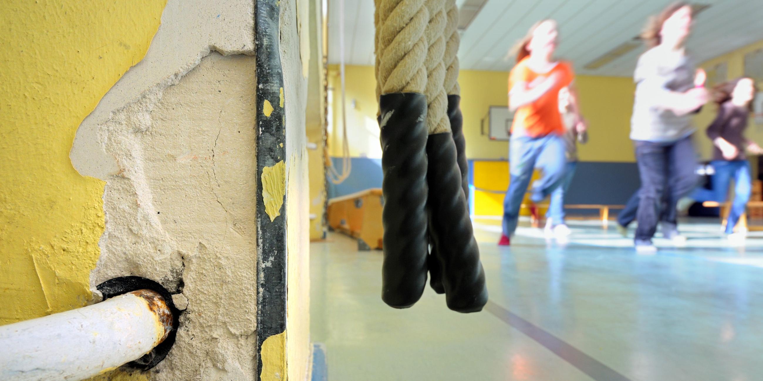 Marode Schulturnhalle