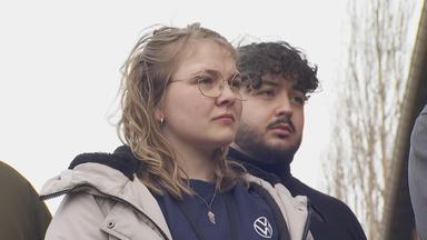 Jacqueline Gohra und Emmanouil Markakis sind Auszubildene, die am "Marsch der Lebenden" in Auschwitz teilnehmen.