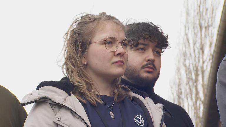 Jacqueline Gohra und Emmanouil Markakis sind Auszubildene, die am "Marsch der Lebenden" in Auschwitz teilnehmen.