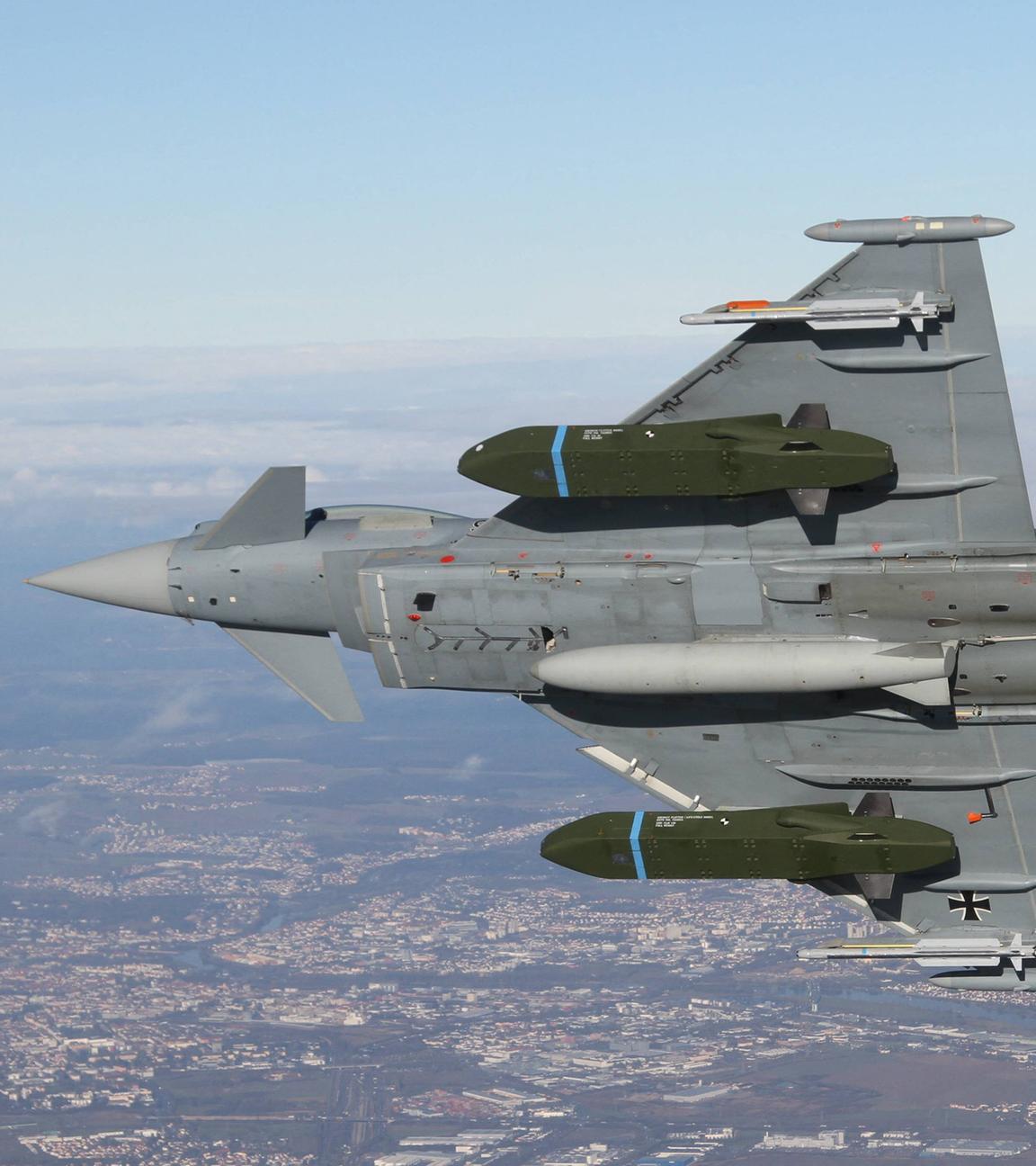 Taurus KEPD 350, eines schwedisch-deutschen luftgestützten Marschflugkörpers, der von Taurus Systems hergestellt und von Deutschland, Spanien und Südkorea eingesetzt wird.
