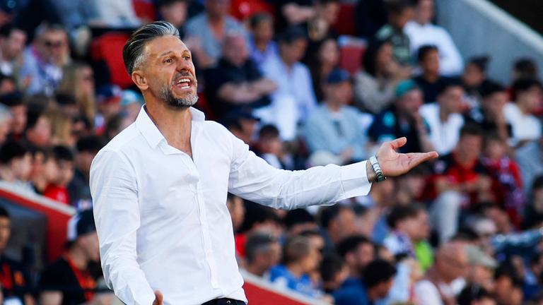 Der argentinische Mallorca-Trainer Martín Demichelis reagiert. 