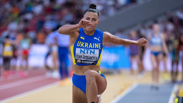 Maryna Bech-Romantschuk gewann bei der WM 2023 Silber im Dreisprung.
