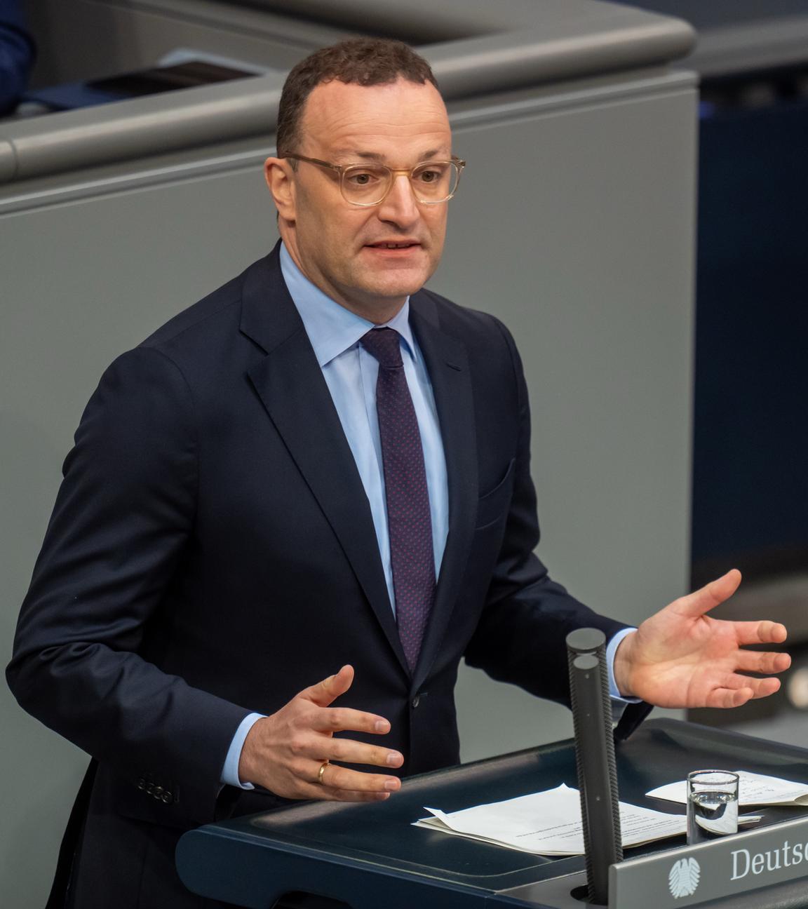 Jens Spahn bei Rede im Bundestag
