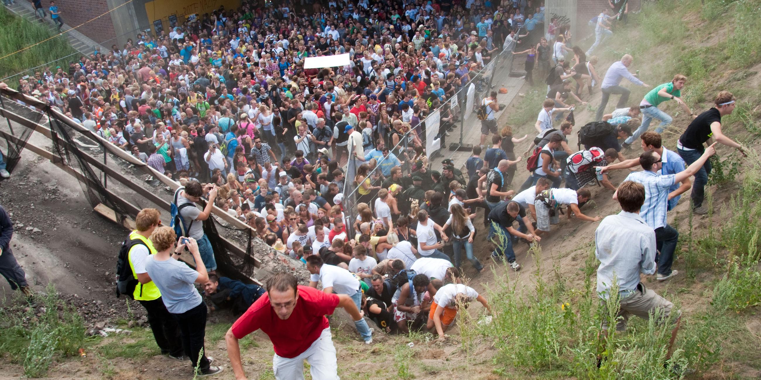 Massenpanik bei der Loveparade in Duisburg 2010