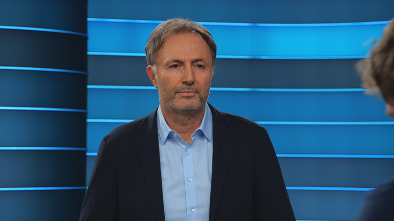 Iran-Experte Kamran Safiarian im ZDF-Studio.