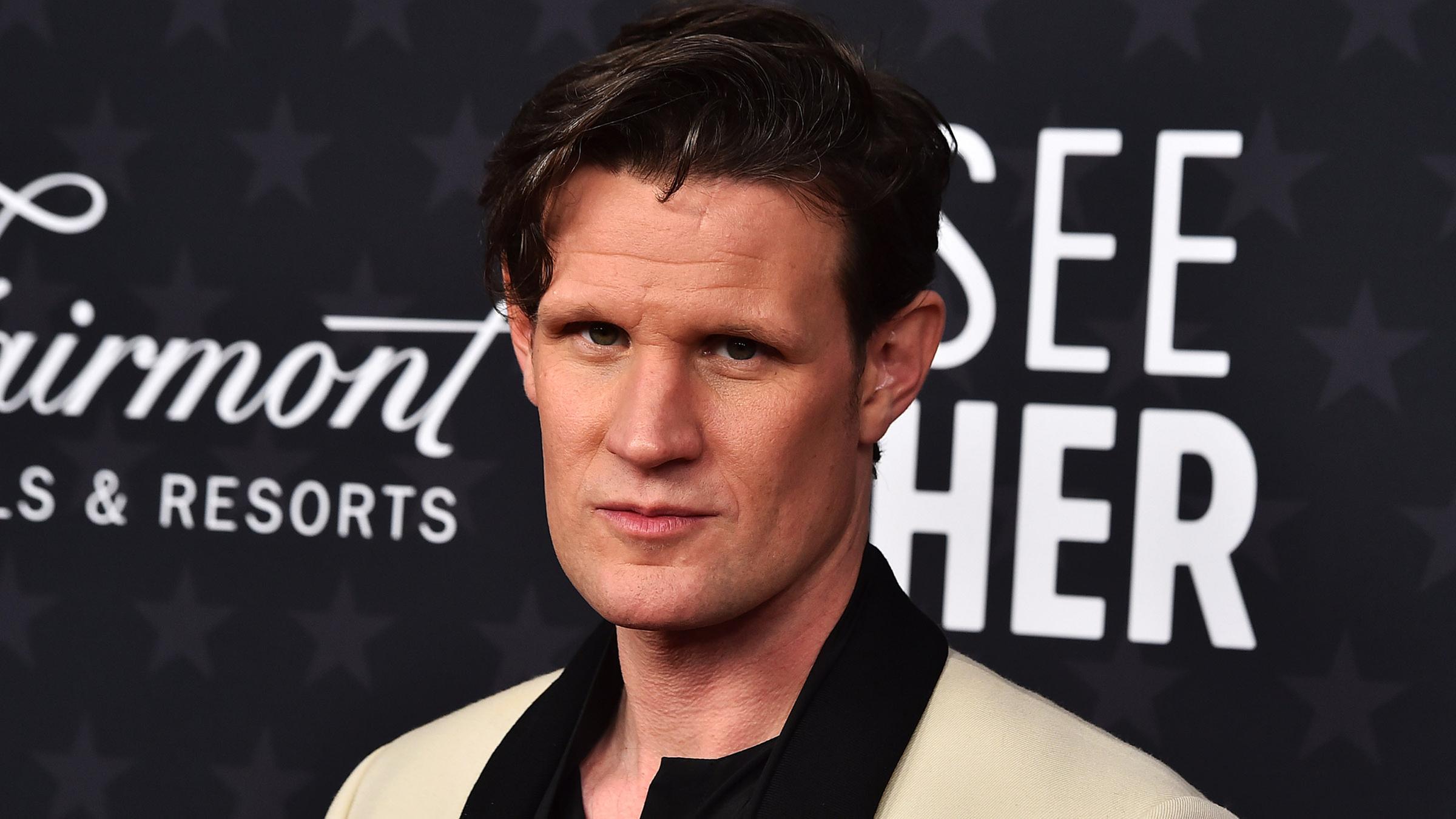Der Schauspieler Matt Smith auf dem roten Teppich.