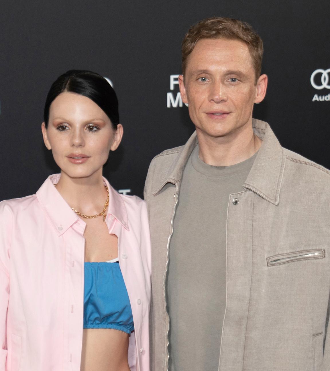 Matthias Schweighöfer und Ruby O. Fee