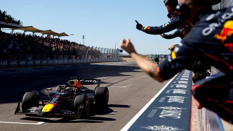 Max Verstappen fährt bei dem F1 Grand Prix der USA auf dem Circuit of The Americas am 19.10.2025 in Austin, Texas, USA.