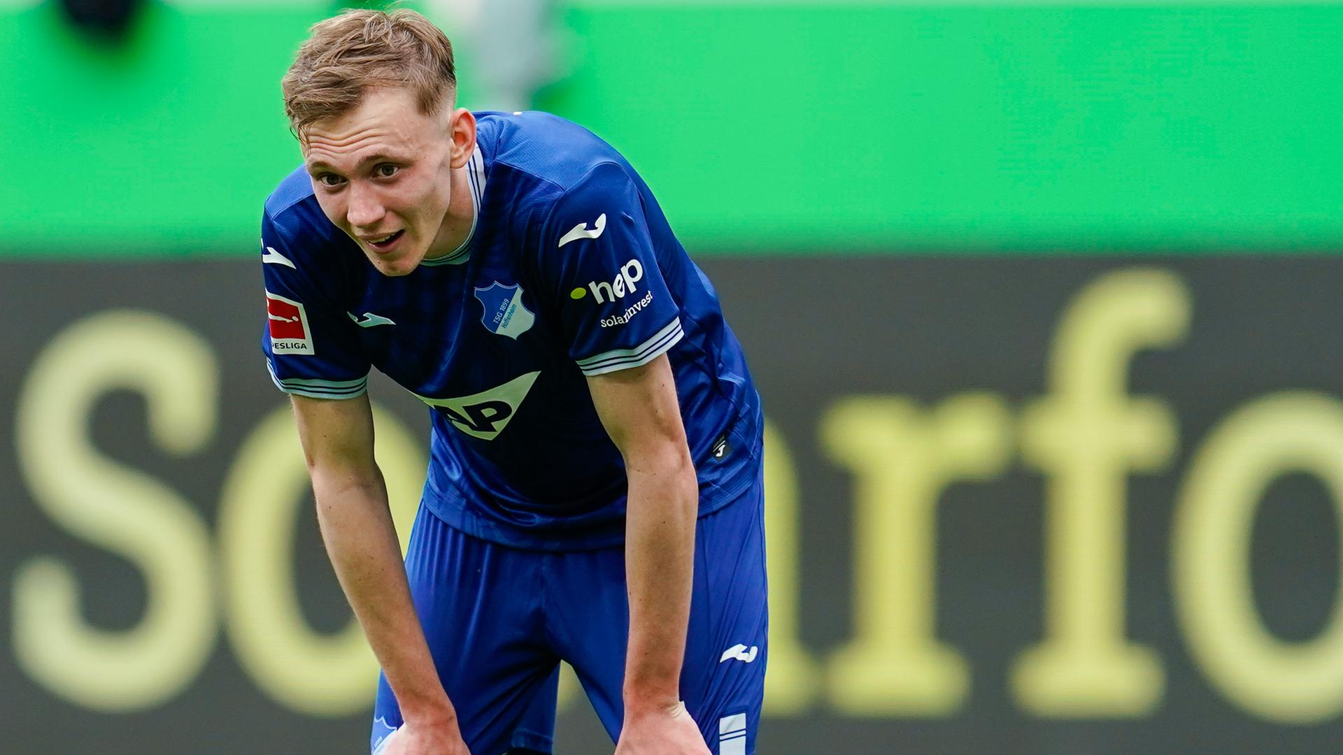 Der deutsche Fußballspieler Maximilian Beier beim Spiel TSG 1899 Hoffenheim - FC Augsburg im April 2024.