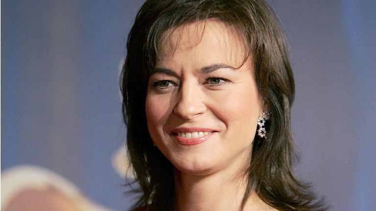 Maybrit Illner erhält 2007 den Bambi in Düsseldorf