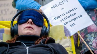 «Liegend-Demos» zum «International ME/CFS Awareness Day»