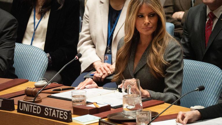Melania Trump, First Lady der Vereinigten Staaten, während der Sitzung des Sicherheitsrates der Vereinten Nationen zum Thema Frieden durch Bildung am Montag, dem 2. März 2026 in New York, New York, USA.