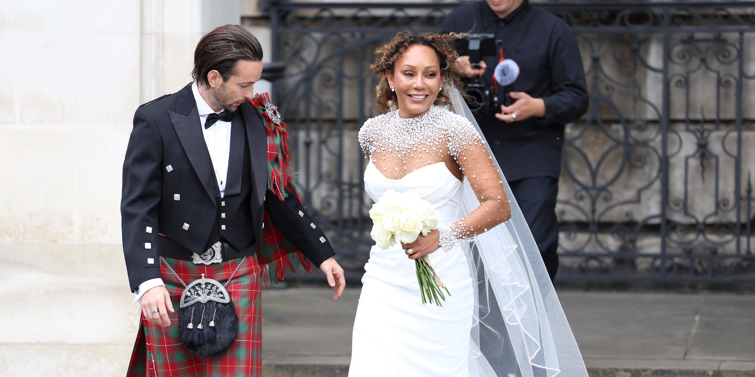 Spice Girl Melanie Brown, bekannt als Mel B, und ihr Ehemann, Friseur Rory McPhee, verlassen nach ihrer Hochzeit am Samstag, dem 5. Juli 2025, die St. Paul’s Cathedral in London.