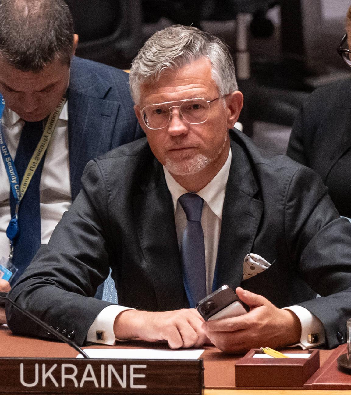 Der ukrainische Botschafter Andrij Melnyk nimmt am 29. August 2025 an einer Dringlichkeitssitzung des UN-Sicherheitsrats zur Wahrung von Frieden und Sicherheit in der Ukraine in New York teil.
