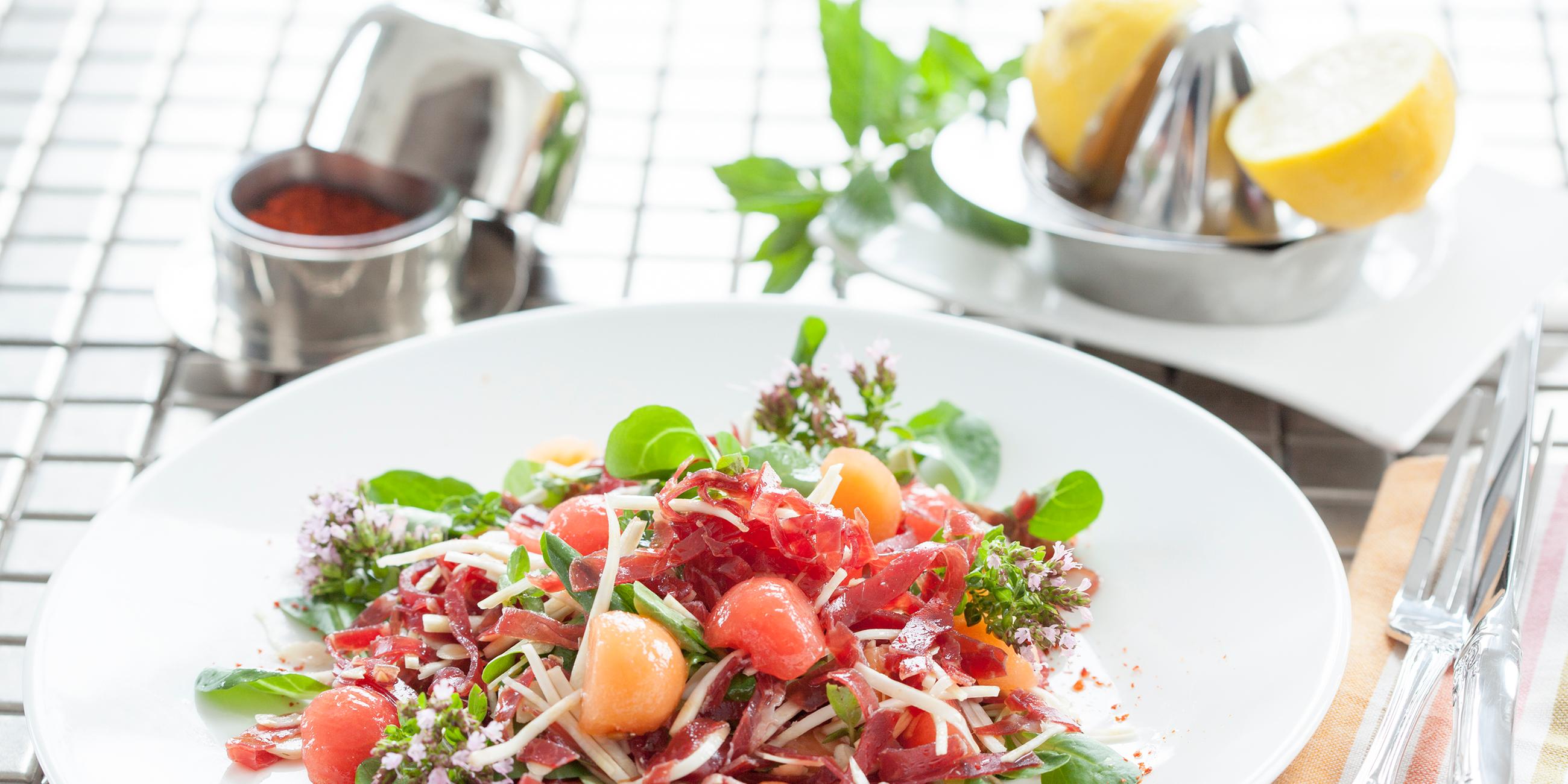 Melonensalat mit Bündnerfleisch