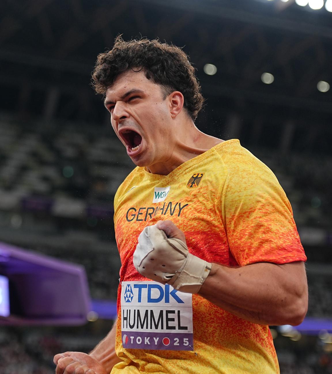 Der Hammer-Spieler Merlin Hummel (Dutschland) jubelt.