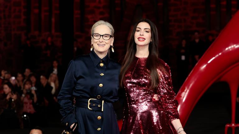 Meryl Streep und Anna Hathaway bei Modenschau