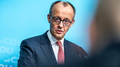 Berlin: Bundeskanzler Friedrich Merz (CDU) spricht zu nach der Sitzung des CDU-Bundesvorstands.