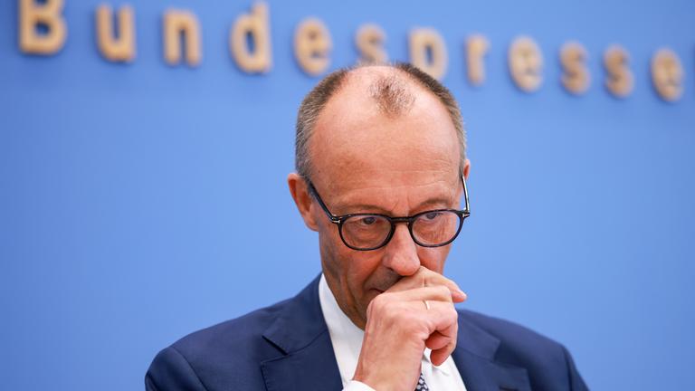 Bundeskanzler Friedrich Merz bei der Bundespressekonferenz
