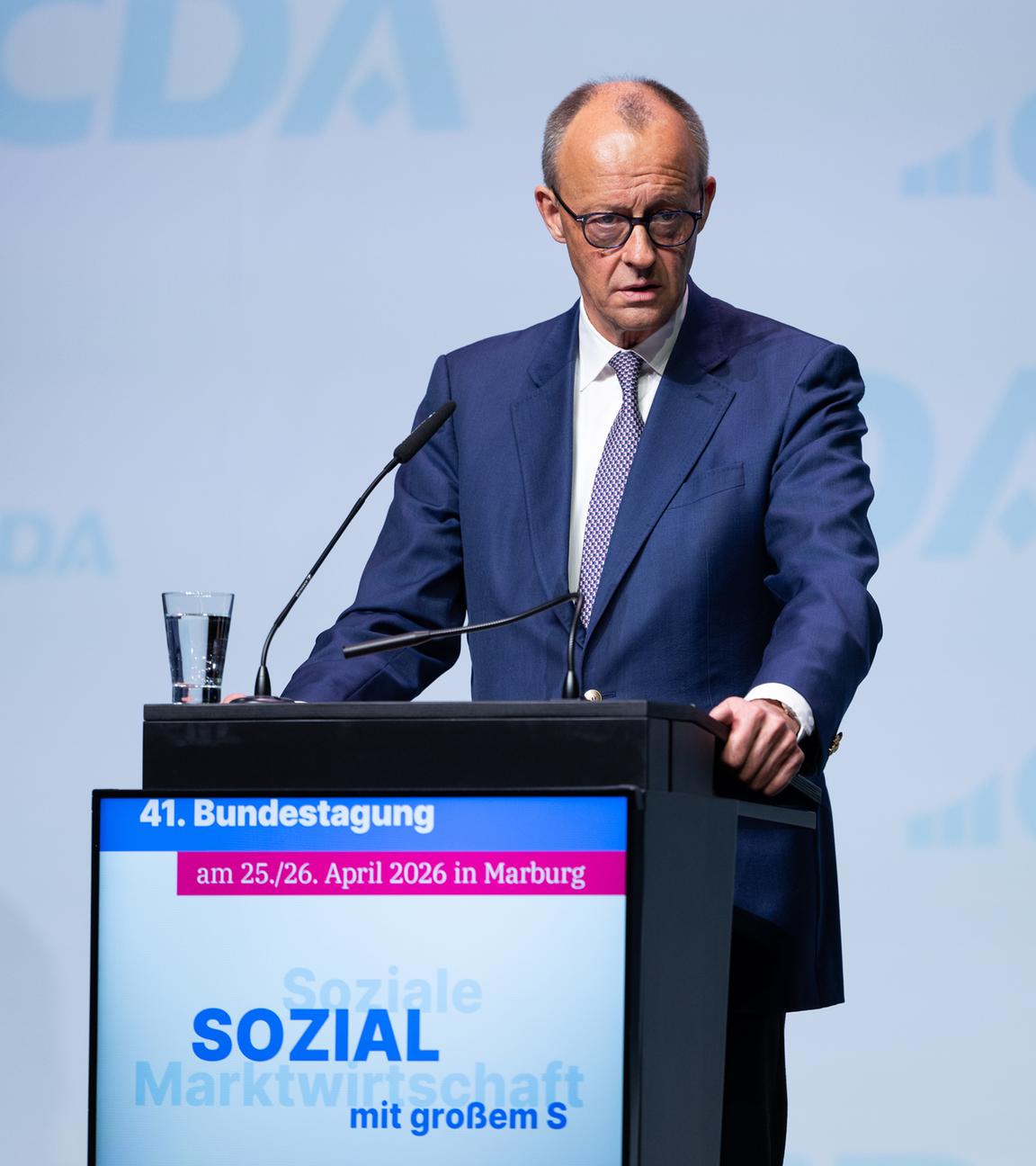 Bundeskanzler Merz, spricht auf der 41. Bundestagung der Christlich -Demokratischen Arbeitnehmerschaft.