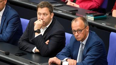 Lars Klingbeil und Friedrich Merz in der 19. Sitzung des 21. Deutschen Bundestages im Reichstagsgebaeude. Berlin, 11.07.2025