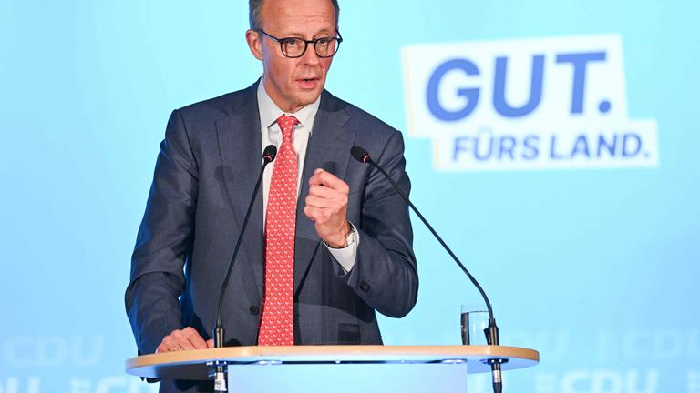 Friedrich Merz am Rednerpult der CDU