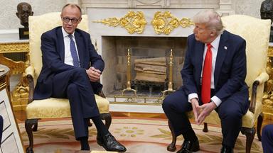 Merz ist zu Gast bei Trump im Oval Office.