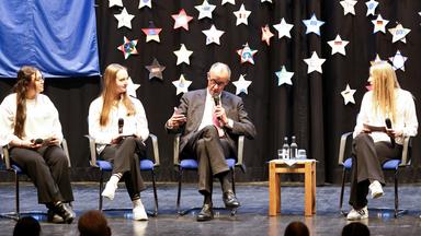 Merz: EU-Beitritt der Ukraine dauert noch