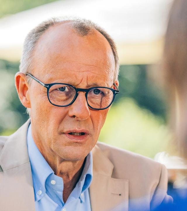 Bundesvorsitzender der CDU, Friedrich Merz, beim ZDF Sommerinterview.