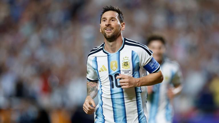 Messi (Argentinien) in Aktion. 