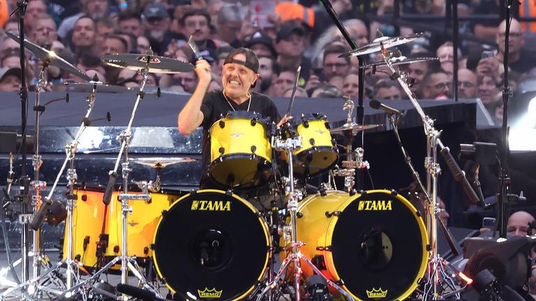 Lars Ulrich der Schlagzeuger der Band Metallica Live im Olympiastadion in Berlin am 30.05.2026.