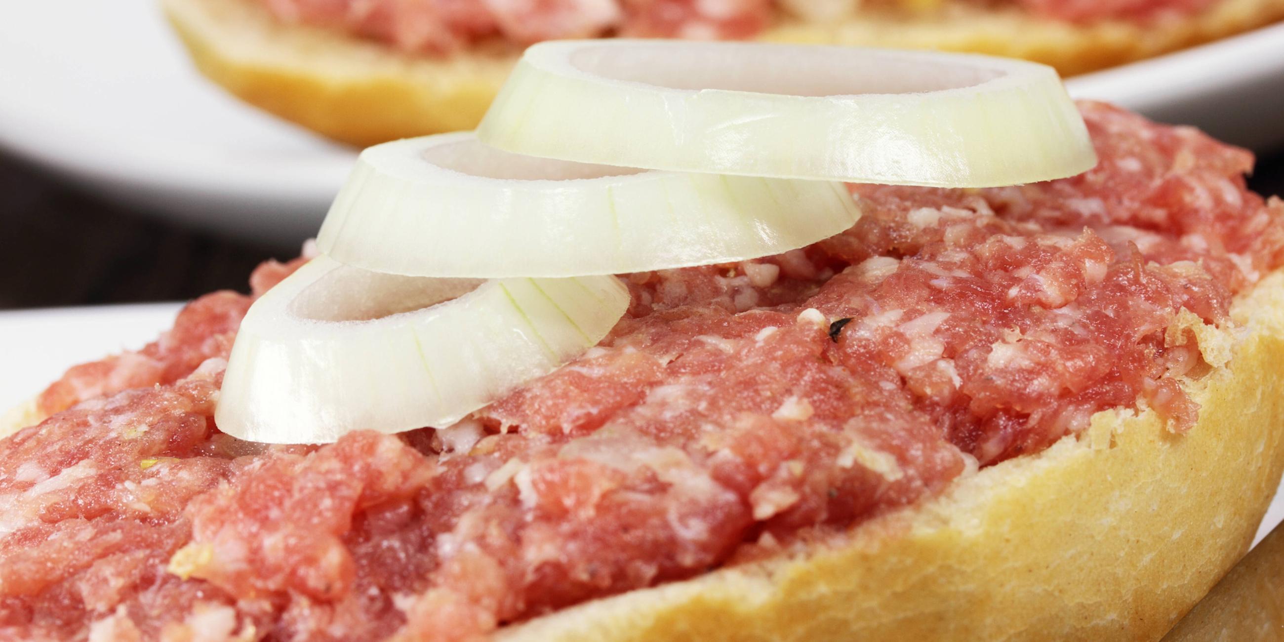 Mettbrötchen