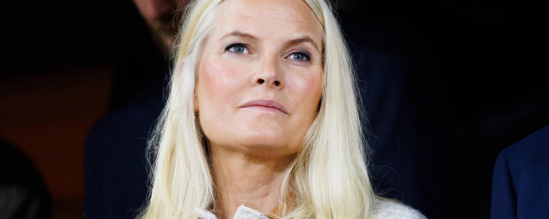 Mette-Marit, Kronprinzessin von Norwegen, beim Qualifikationsspiel zur Weltmeisterschaft 2026 zwischen Norwegen und Moldawien im Ullevaal Stadion in Oslo am  09.09.2025.